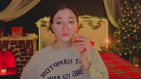 Snapshot of mencialo chatting on 12/02/25, 01:55 Mencialo online show from 12/02/25, 01:55