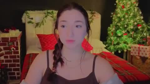 Snapshot of mencialo chatting on 12/05/25, 09:40 Mencialo online show from 12/05/25, 09:40