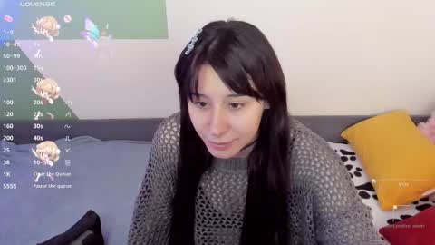 Snapshot of meomeee chatting on 09/10/25, 04:18 Meo online show from 09/10/25, 04:18