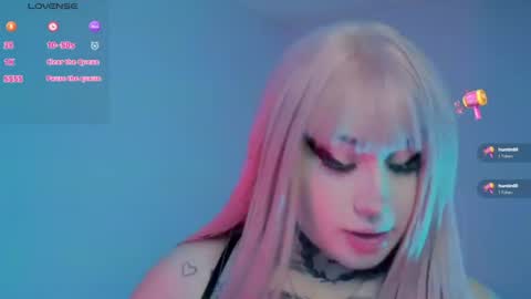 Snapshot of meow_boo chatting on 06/14/26, 07:05 Aruz online show from 06/14/26, 07:05