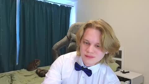 Mickey online show from 02/27/25, 04:41