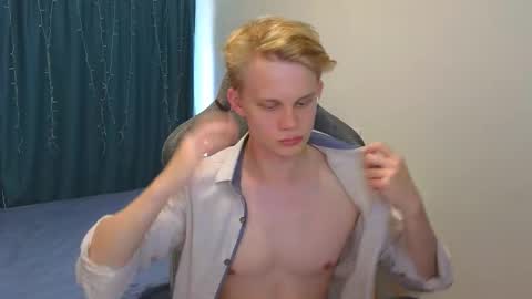 Mickey online show from 10/16/25, 09:10