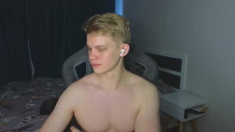 Mickey online show from 02/11/26, 03:44