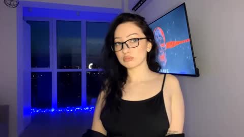 Snapshot of meowalika chatting on 05/05/26, 05:43 MeowAlika online show from 05/05/26, 05:43