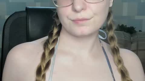 meowcr online show from 03/18/26, 10:35