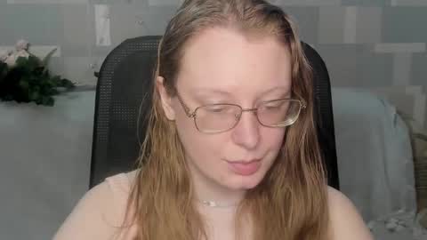 meowcr online show from 04/12/26, 10:04