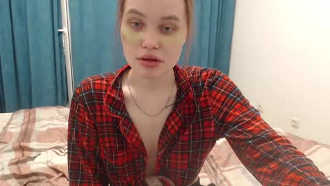 Snapshot of meowjey chatting on 01/08/25, 10:04 Jey online show from 01/08/25, 10:04