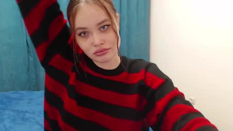 Snapshot of meowjey chatting on 03/02/25, 02:21 Jey online show from 03/02/25, 02:21