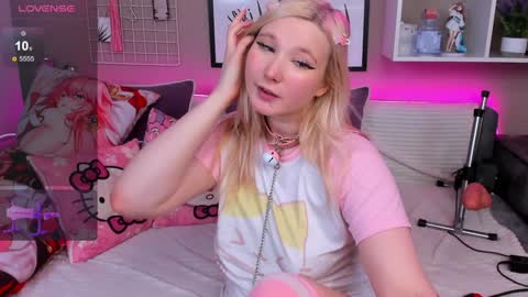 MeowkaKitty online show from 02/04/25, 03:54