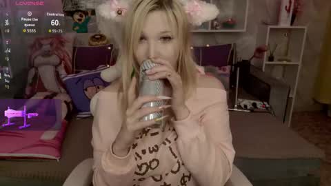 MeowkaKitty online show from 02/22/26, 02:02