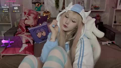 MeowkaKitty online show from 03/30/26, 01:39