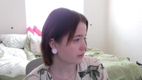 Snapshot of meowki4 chatting on 11/04/25, 07:51 meowme online show from 11/04/25, 07:51