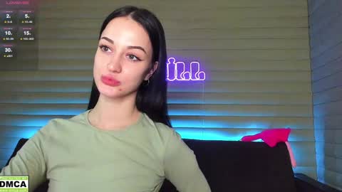  NIKKY  STIVE     Every day from 1000  to 200  EST time. online show from 01/17/25, 05:11