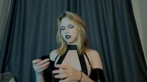 Snapshot of meowmysta chatting on 09/11/25, 08:53 mysta at ur service online show from 09/11/25, 08:53