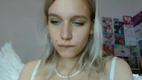 Lilu online show from 02/19/25, 06:55