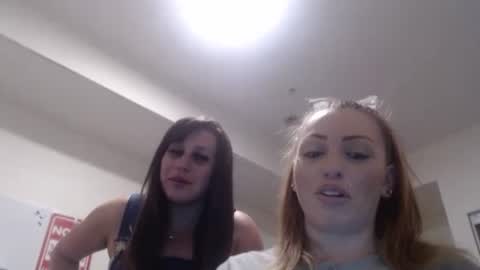 Snapshot of meowzers777 chatting on 10/14/25, 02:01 meowzers777 online show from 10/14/25, 02:01