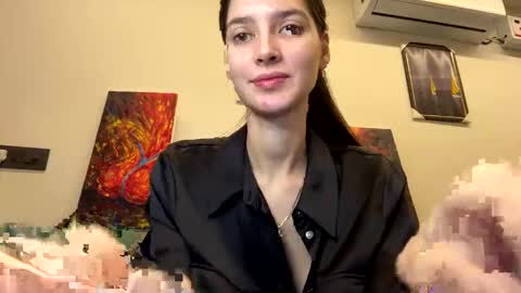 Snapshot of meralynn chatting on 11/29/25, 08:06 LEVA online show from 11/29/25, 08:06