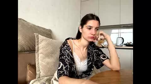 LEVA online show from 04/18/26, 09:02