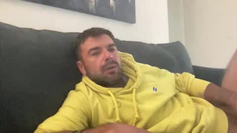 Mercedes190d online show from 02/05/26, 01:27