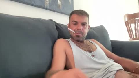 Snapshot of mercedes190d chatting on 06/25/26, 01:15 Mercedes190d online show from 06/25/26, 01:15
