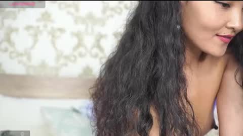 Snapshot of mercedesss_8 chatting on 02/10/25, 01:01 Next show on 03 Dec online show from 02/10/25, 01:01