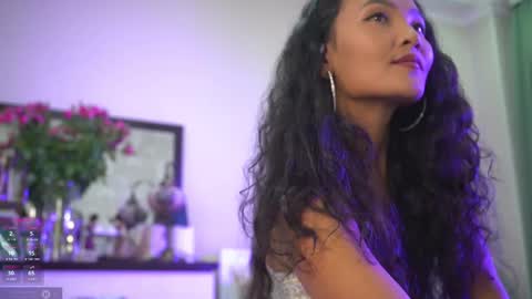 Snapshot of mercedesss_8 chatting on 10/11/25, 11:09 Next show on 03 Dec online show from 10/11/25, 11:09