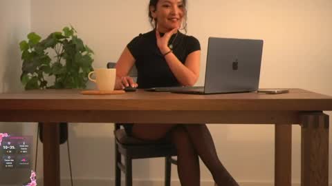 Next show on 03 Dec online show from 04/03/26, 10:57