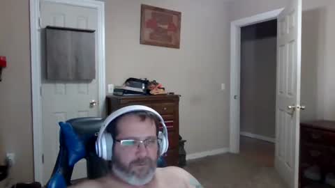 mercer1977 online show from 12/16/25, 06:35