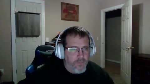 Snapshot of mercer1977 chatting on 05/02/26, 09:58 mercer1977 online show from 05/02/26, 09:58