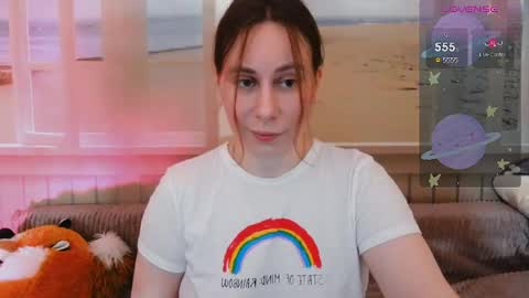 Snapshot of mercurygirlx chatting on 04/12/26, 12:04 Cutie online show from 04/12/26, 12:04