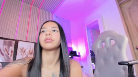 meredith_spencer online show from 02/04/25, 06:17