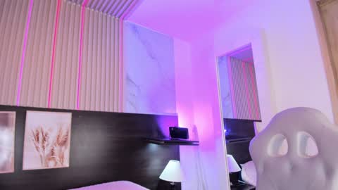 meredith_spencer online show from 02/04/25, 09:31