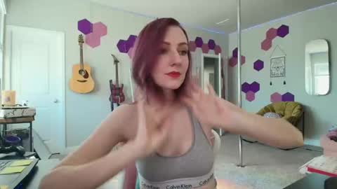 Meredith Bae online show from 01/24/25, 08:22