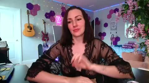 Meredith Bae online show from 06/08/26, 09:59