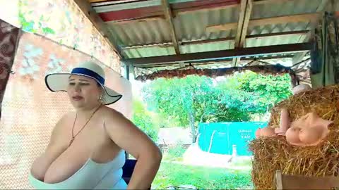 SOPHIE is the queen of squirt online show from 07/20/26, 09:01