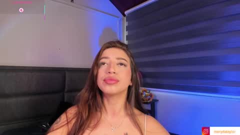 Snapshot of merida_taylor_ chatting on 03/10/25, 04:03 Merida online show from 03/10/25, 04:03