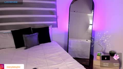 Merida  online show from 01/06/26, 01:04