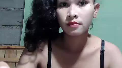 merietiny online show from 01/12/25, 06:49