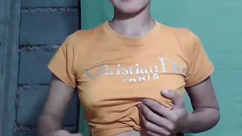 merietiny online show from 02/21/25, 06:51