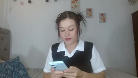 meriilyn_monroe724 online show from 04/26/26, 08:28