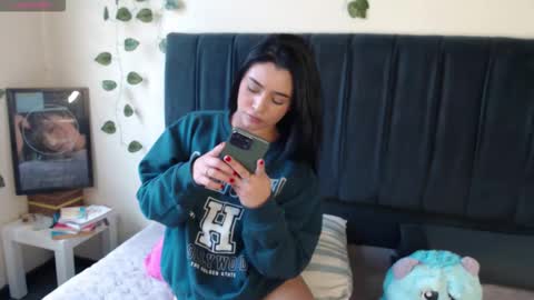 Merilyn  online show from 09/19/25, 05:46