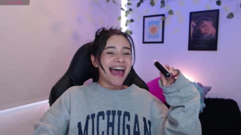 Merilyn  online show from 10/01/25, 05:41