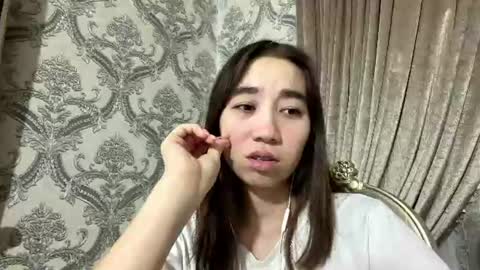 Snapshot of merlenebixel chatting on 07/18/26, 04:22 merlenebixel online show from 07/18/26, 04:22