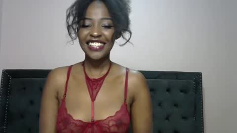 Snapshot of merlineee3 chatting on 01/27/25, 02:57 merlineee3 online show from 01/27/25, 02:57