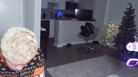 Snapshot of merlinharriss chatting on 12/16/25, 03:55 Merlinz Magic online show from 12/16/25, 03:55