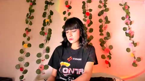 Snapshot of merlynn_ chatting on 03/08/25, 07:27 Diane 3 online show from 03/08/25, 07:27
