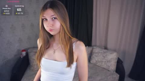 Sunny online show from 12/14/25, 07:18