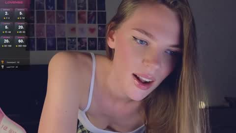 Susan online show from 12/06/24, 06:06