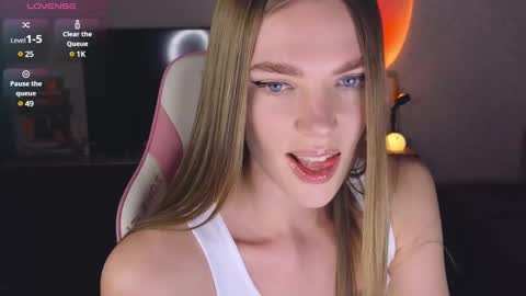 Susan online show from 02/03/25, 05:56