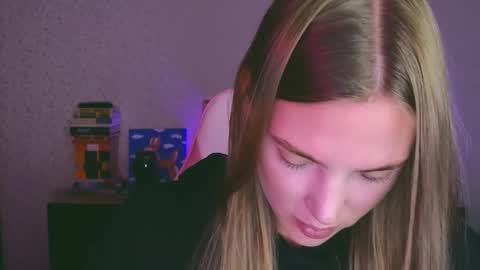 Susan online show from 11/18/25, 04:22